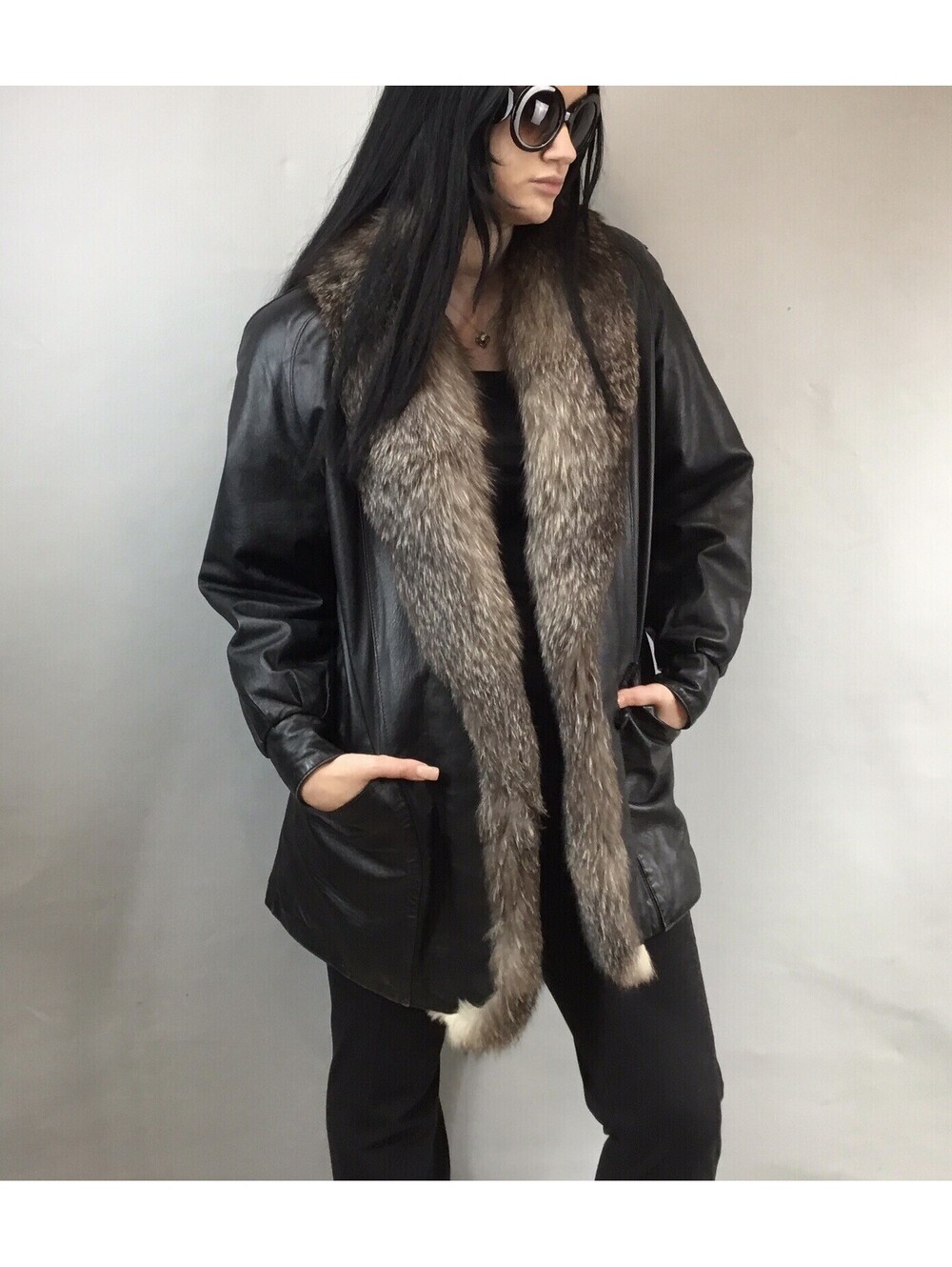 Leather￼ ￼And Fox  Coat  Coat Sz  M